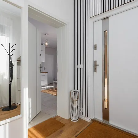 Seaside With Parking - Dabrowki Apartment