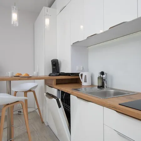 Sonia Seaside With Parking - Dabrowki アパート